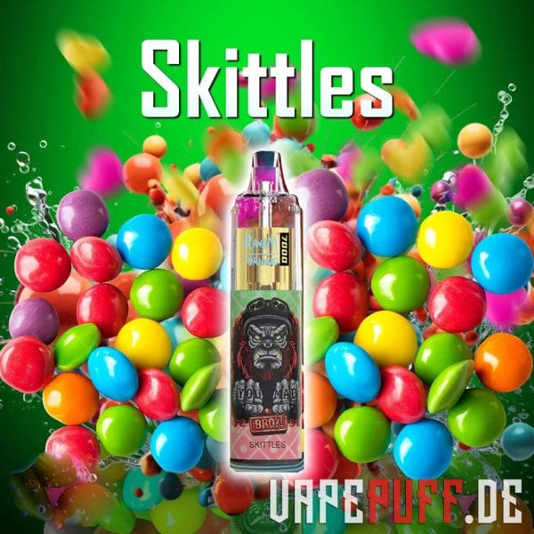 En levende blanding af Skittles-slik med Randm Tornado 7000 vape, der viser farverige kugler og en grøn baggrund.